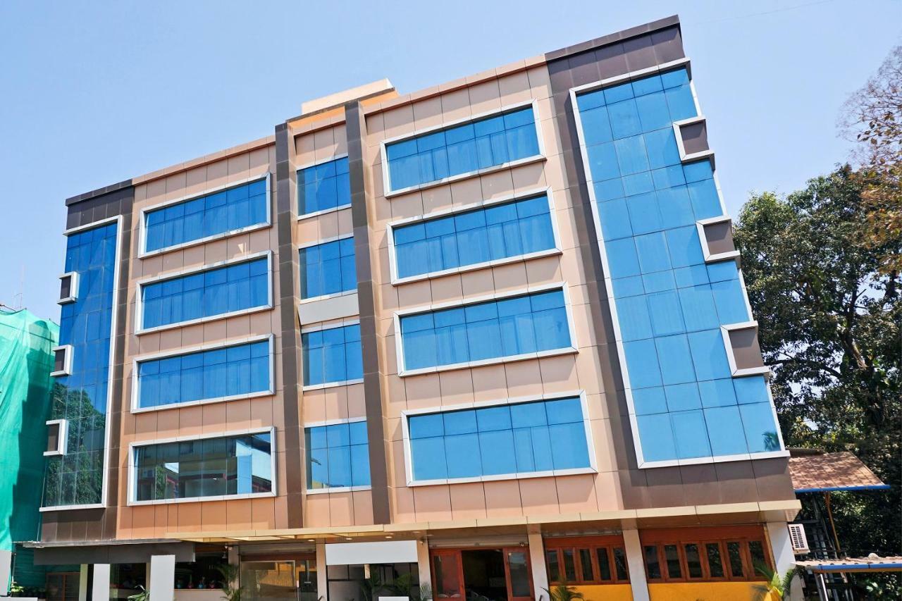 Oyo 29634 Hotel Navalai Pride Ratnāgiri エクステリア 写真